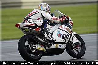 moto2_wilairot_006_valencia_2012.jpg