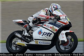 moto2_wilairot_008_valencia_2012.jpg