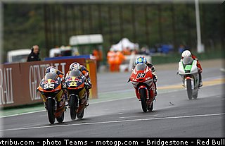 moto3_009_valencia_2012.jpg