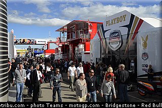 motogp_ambiance_001_valencia_2012.jpg