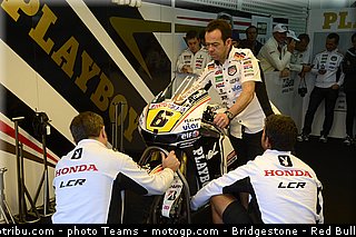 motogp_bradl_017_valencia_2012.jpg