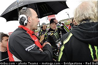 motogp_bridgestone_004_valencia_2012.jpg