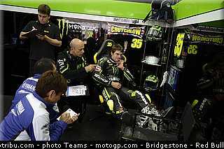 motogp_crutchlow_011_valencia_2012.jpg