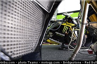 motogp_tech3_001_valencia_2012.jpg