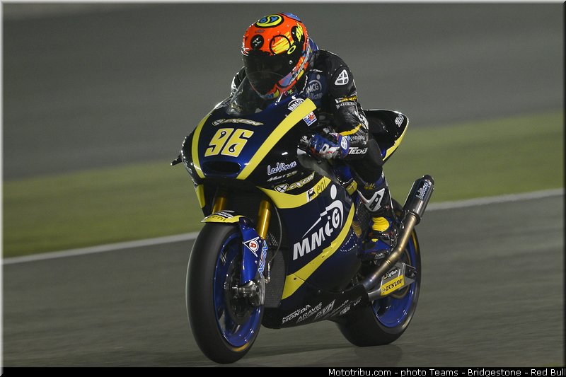 moto2_rossi_004_qatar_losail_2013