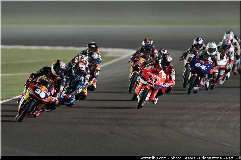 moto3_031_qatar_losail_2013