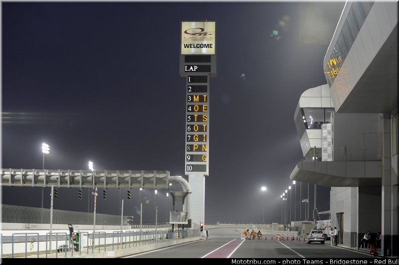 motogp_ambiance_004_qatar_losail_2013