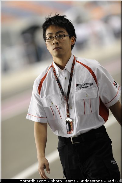 motogp_bridgestone_002_qatar_losail_2013