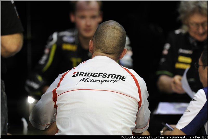 motogp_bridgestone_005_qatar_losail_2013