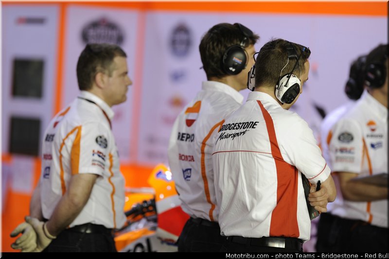 motogp_bridgestone_006_qatar_losail_2013