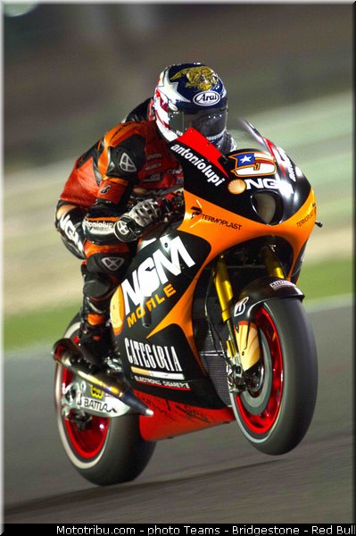 motogp_edwards_002_qatar_losail_2013