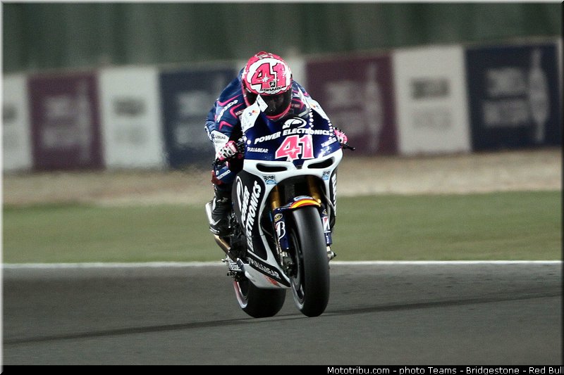 motogp_espargaro_010_qatar_losail_2013