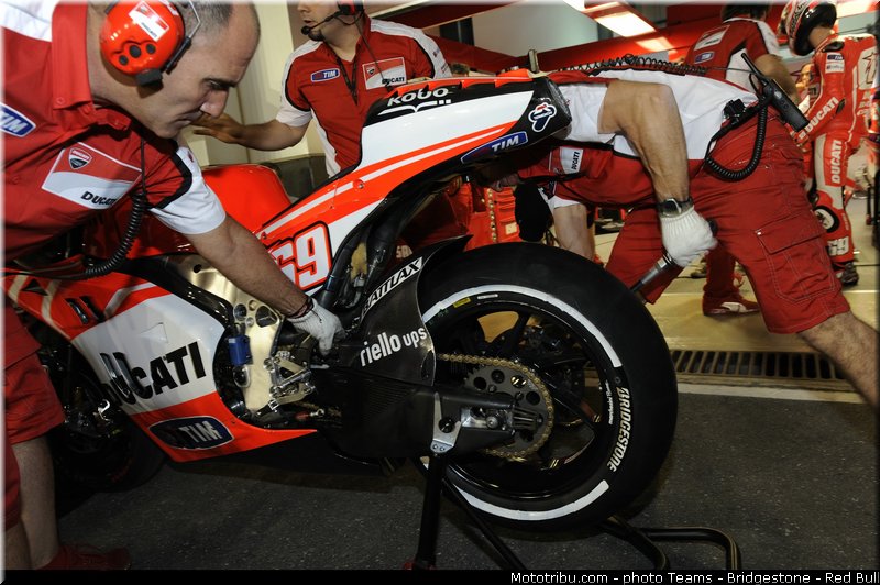 motogp_hayden_020_qatar_losail_2013