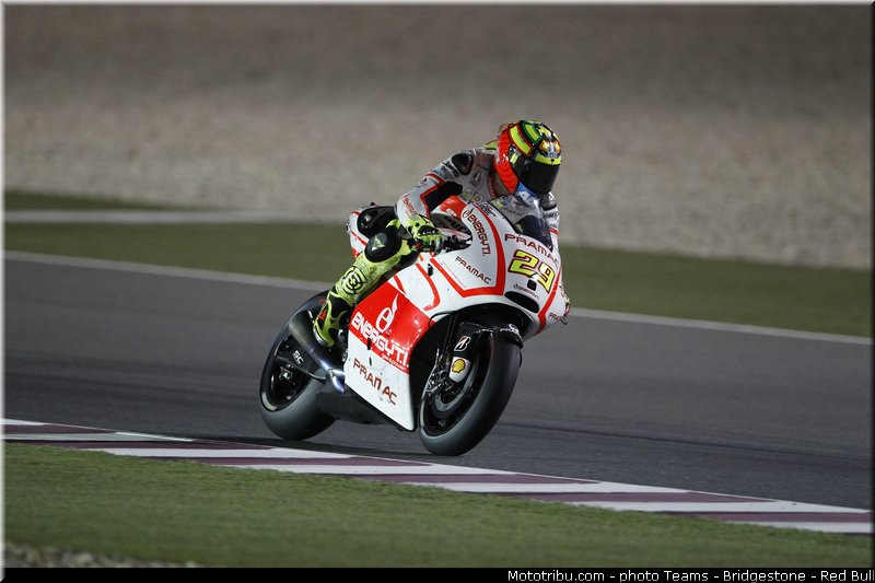 motogp_iannone_002_qatar_losail_2013
