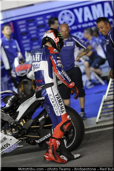 motogp_lorenzo_017_qatar_losail_2013