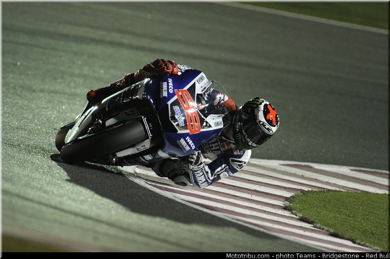 motogp_lorenzo_022_qatar_losail_2013