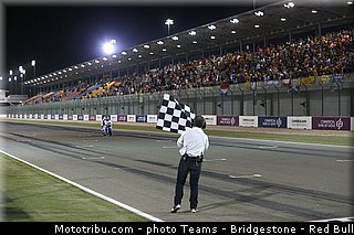 moto2_espargaro_p_016_qatar_losail_2013.jpg
