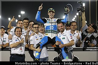 moto2_espargaro_p_019_qatar_losail_2013.jpg