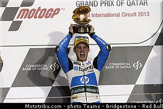 moto2_espargaro_p_022_qatar_losail_2013.jpg