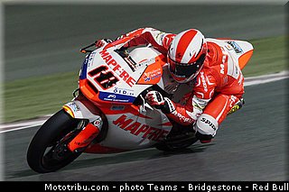 moto2_terol_012_qatar_losail_2013.jpg