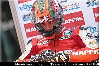 moto2_torres_008_qatar_losail_2013.jpg