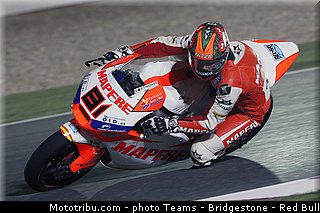 moto2_torres_012_qatar_losail_2013.jpg