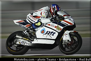 moto2_wilairot_004_qatar_losail_2013.jpg