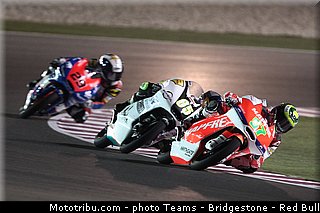moto3_028_qatar_losail_2013.jpg