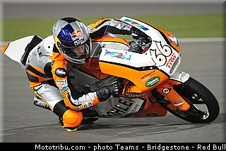 moto3_alt_007_qatar_losail_2013.jpg