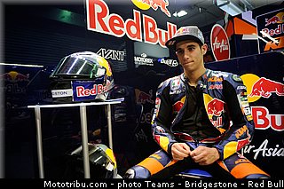 moto3_salom_012_qatar_losail_2013.jpg