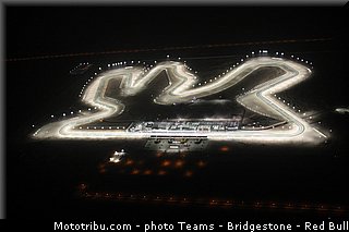 motogp_ambiance_001_qatar_losail_2013.jpg