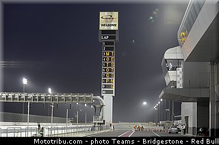 motogp_ambiance_004_qatar_losail_2013.jpg