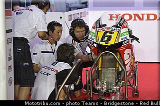 motogp_bradl_018_qatar_losail_2013.jpg