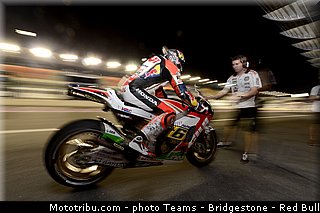 motogp_bradl_019_qatar_losail_2013.jpg