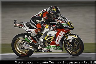 motogp_bradl_026_qatar_losail_2013.jpg