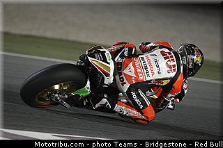 motogp_bradl_028_qatar_losail_2013.jpg