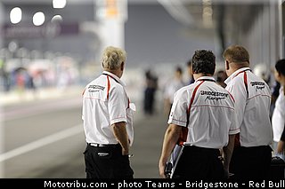 motogp_bridgestone_001_qatar_losail_2013.jpg