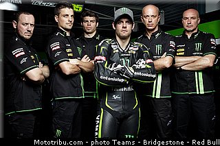 motogp_crutchlow_022_qatar_losail_2013.jpg