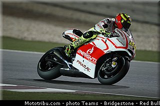 motogp_iannone_001_qatar_losail_2013.jpg