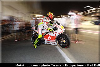 motogp_iannone_010_qatar_losail_2013.jpg