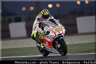 motogp_iannone_011_qatar_losail_2013.jpg
