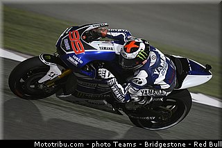 motogp_lorenzo_006_qatar_losail_2013.jpg