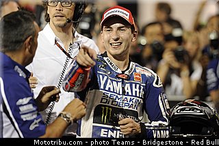 motogp_lorenzo_016_qatar_losail_2013.jpg