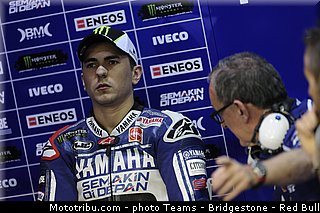 motogp_lorenzo_018_qatar_losail_2013.jpg