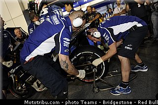 motogp_lorenzo_019_qatar_losail_2013.jpg
