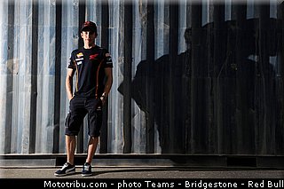 motogp_marquez_017_qatar_losail_2013.jpg