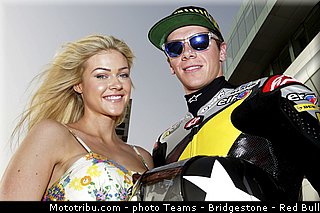 motogp_pitbabe_013_qatar_losail_2013.jpg