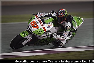 motogp_staring_001_qatar_losail_2013.jpg