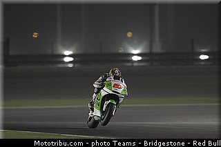motogp_staring_016_qatar_losail_2013.jpg