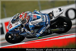 moto2_nakagami_004_usa_austin_2013.jpg